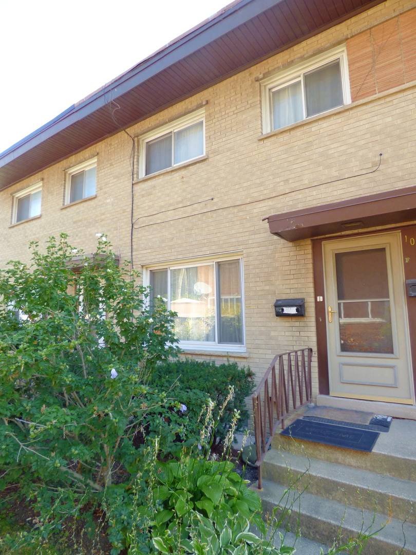 Skokie, IL 60077,10077 Frontage RD #F