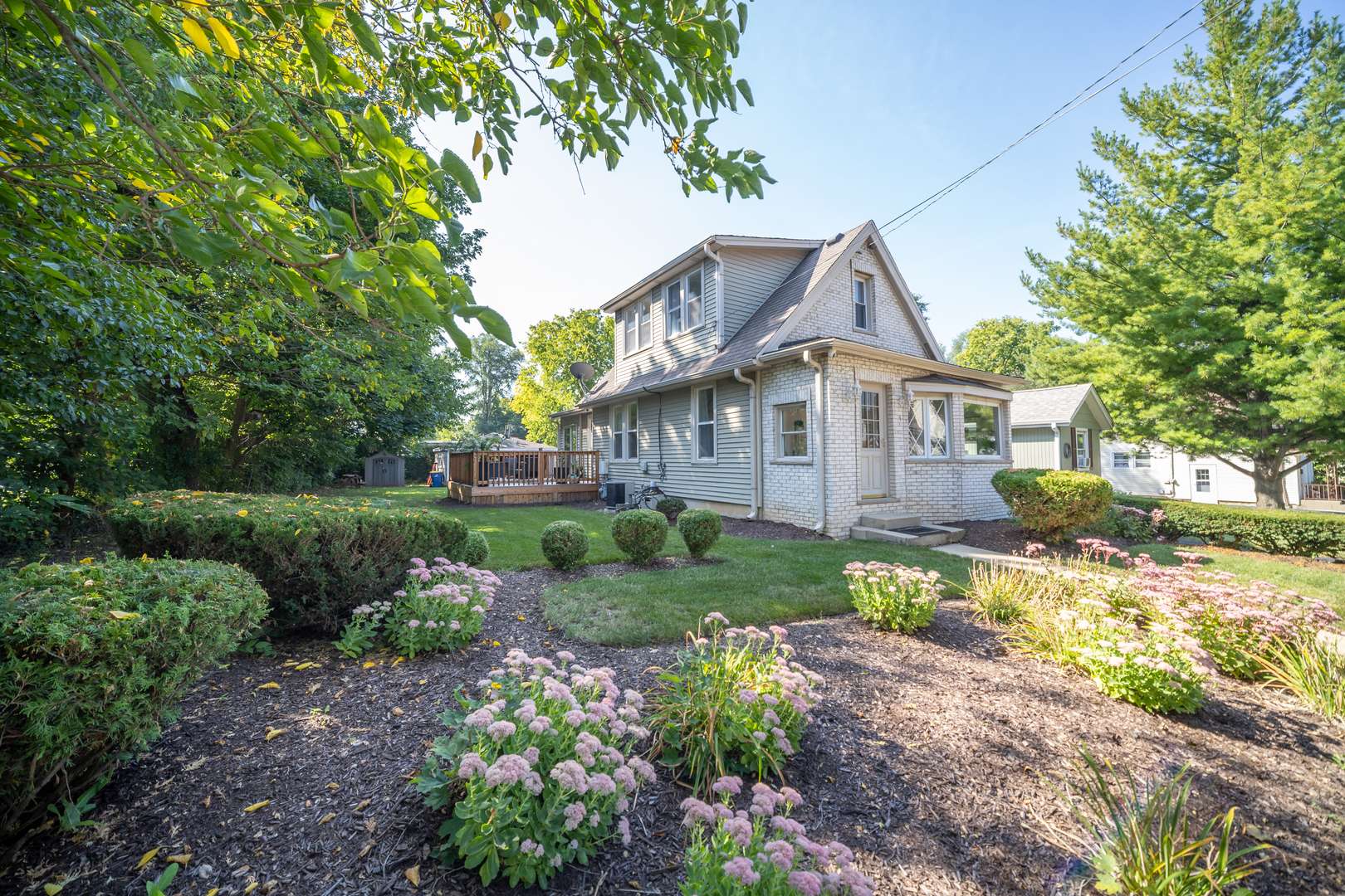 Elgin, IL 60120,71 LOVELL ST
