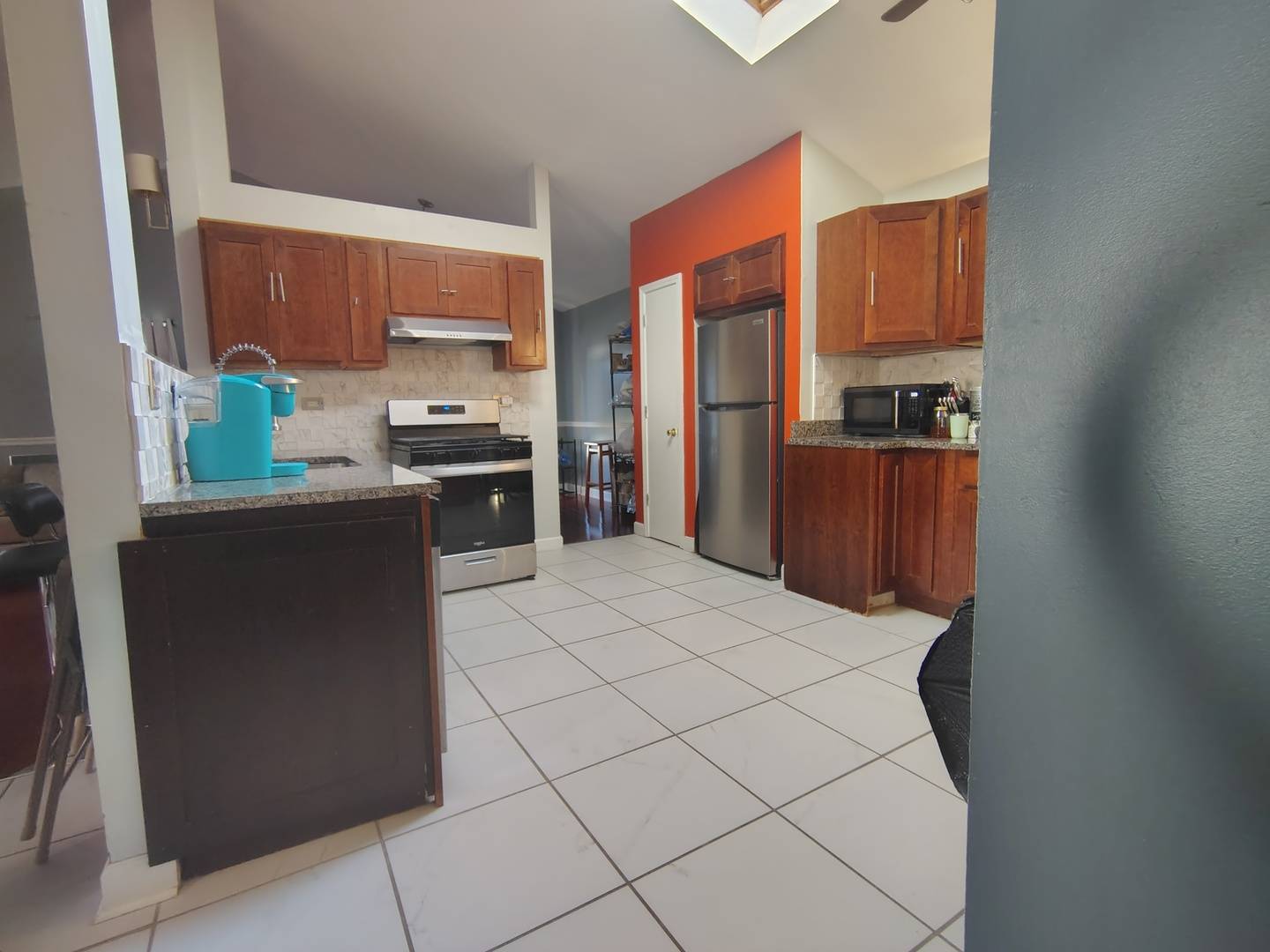 Burnham, IL 60633,2736 E Goodrich AVE E