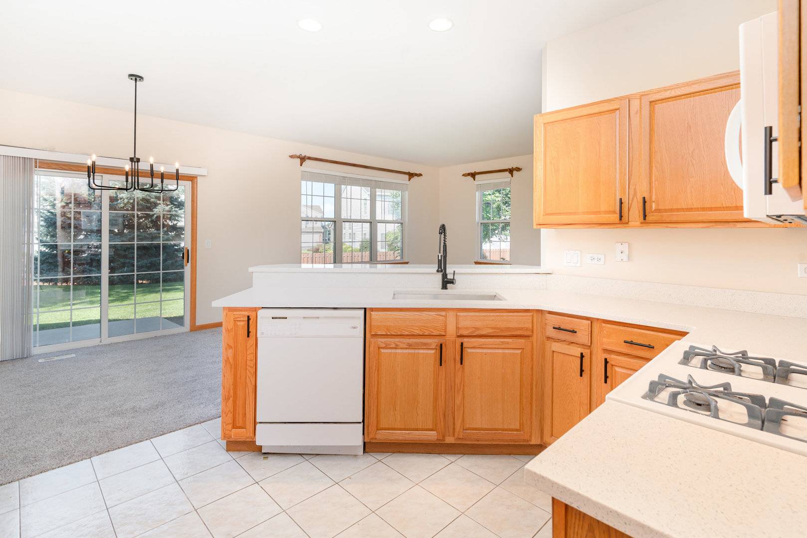 Crest Hill, IL 60403,16416 Crescent Lake CT
