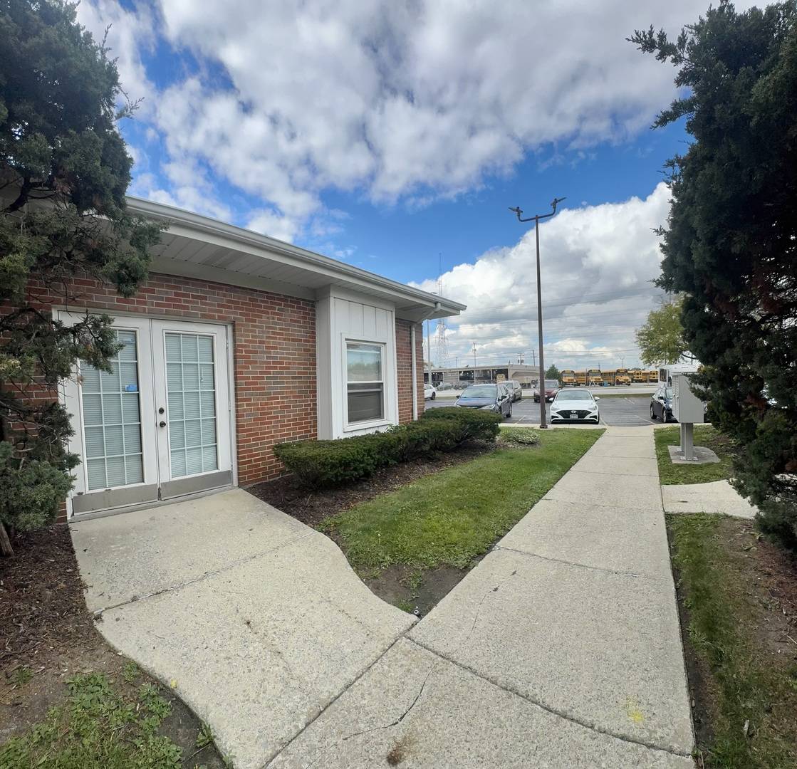 Crestwood, IL 60418,4701 Midlothian Turnpike #31