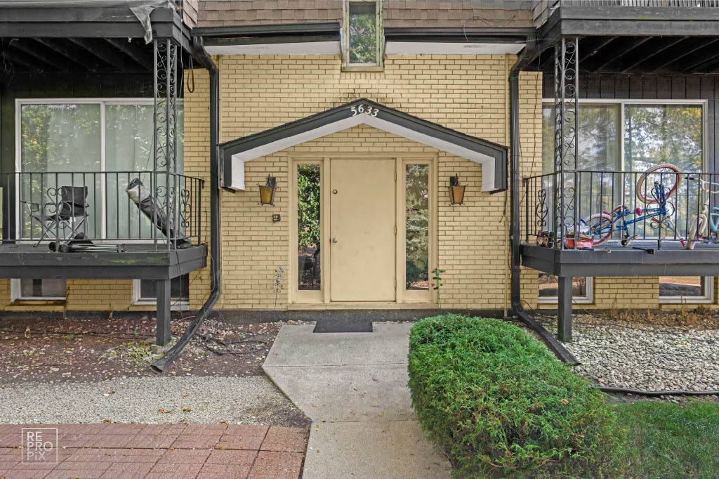 Oak Lawn, IL 60453,5633 Edge Lake DR