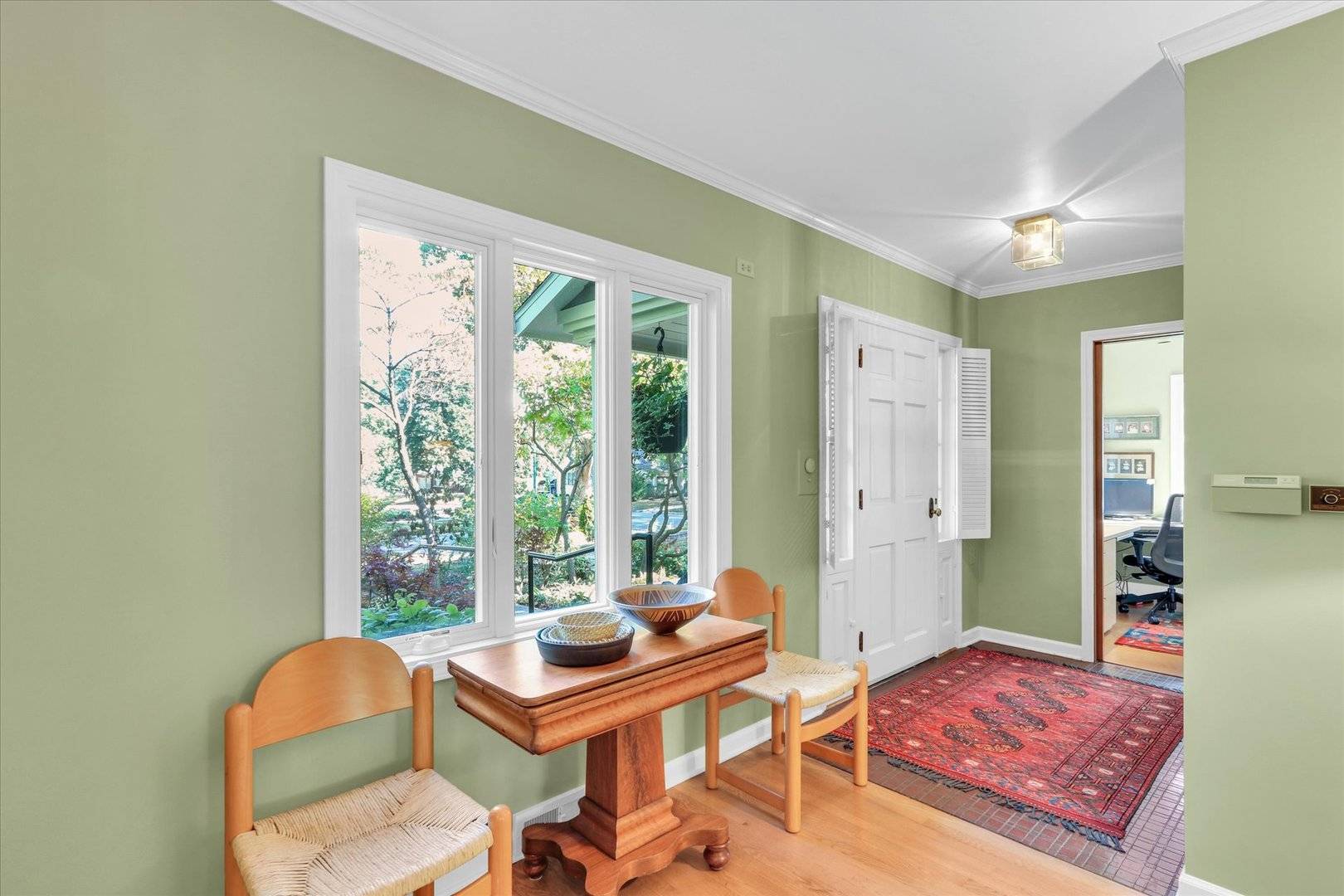 Champaign, IL 61821,1023 W Charles ST