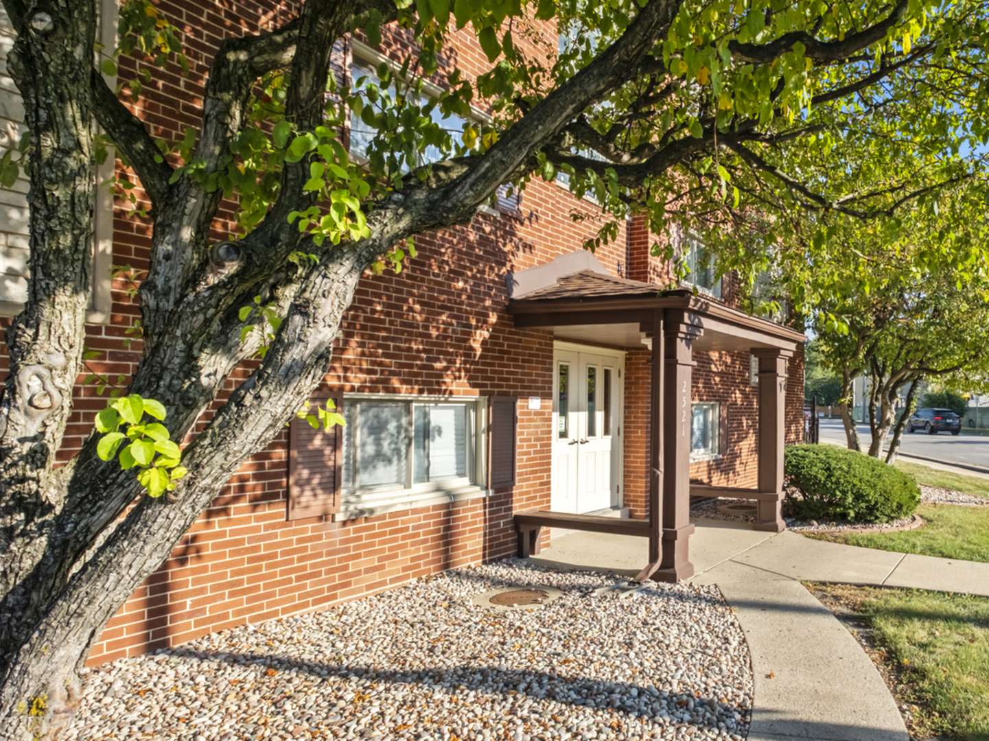 River Grove, IL 60171,2521 N Thatcher AVE #2i