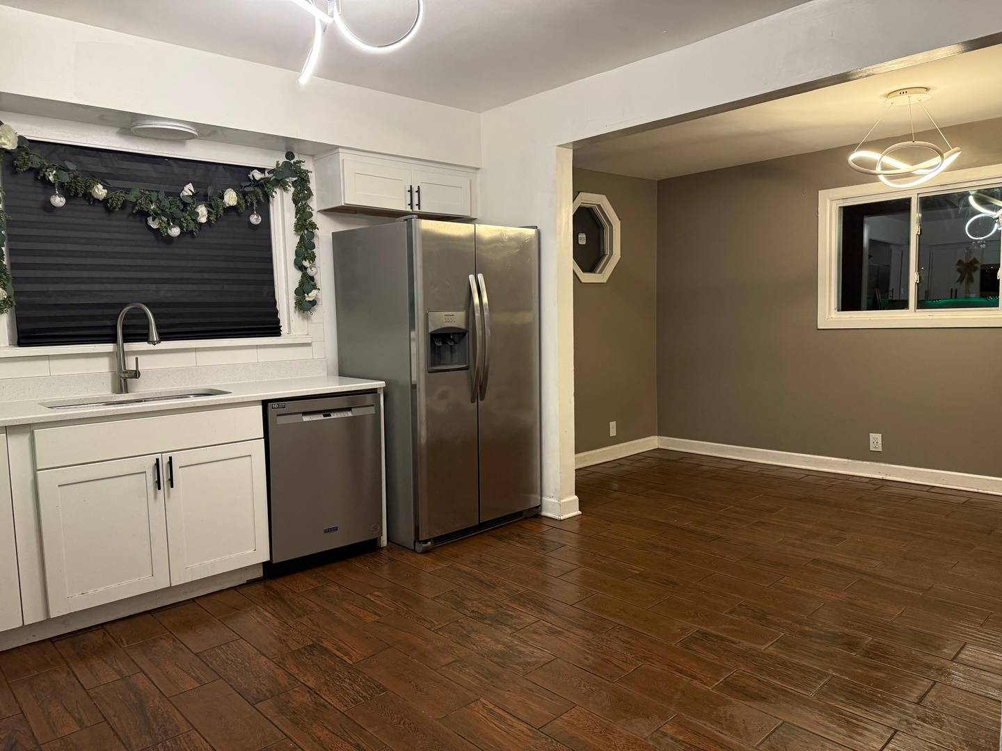 Calumet City, IL 60409,527 Gordon AVE