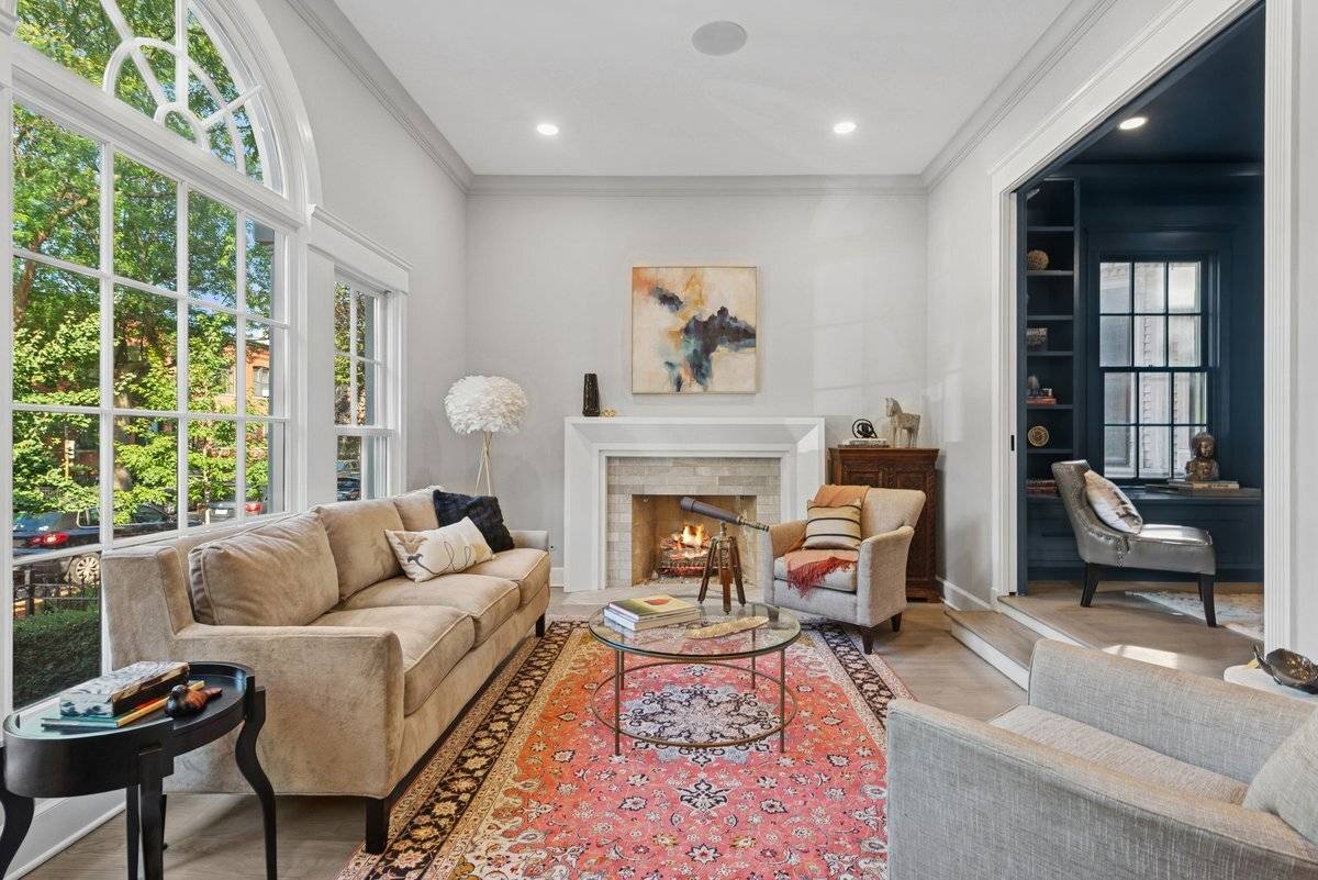 Chicago, IL 60614,2661 N Dayton ST