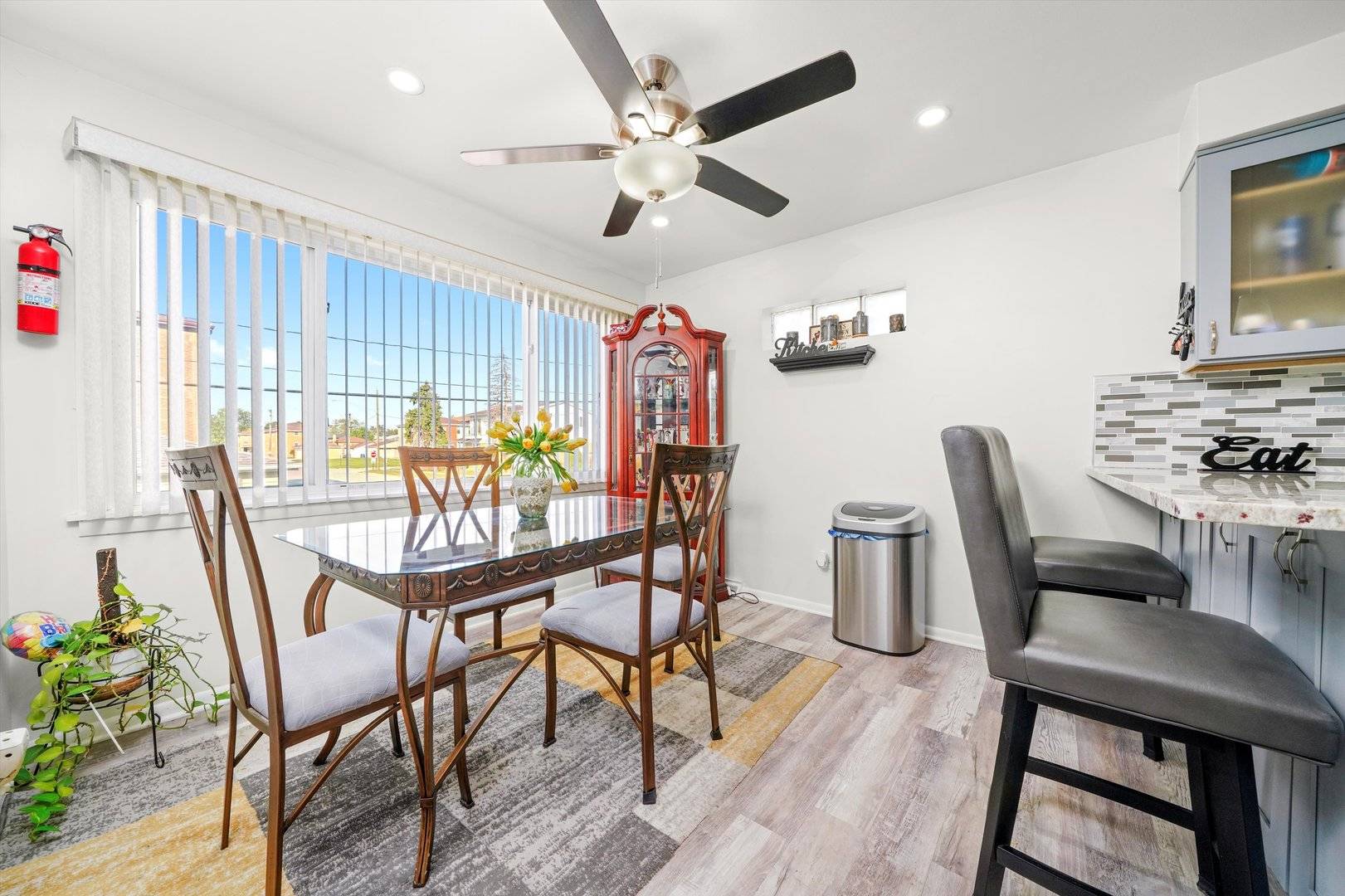 Calumet City, IL 60409,372 Bensley AVE