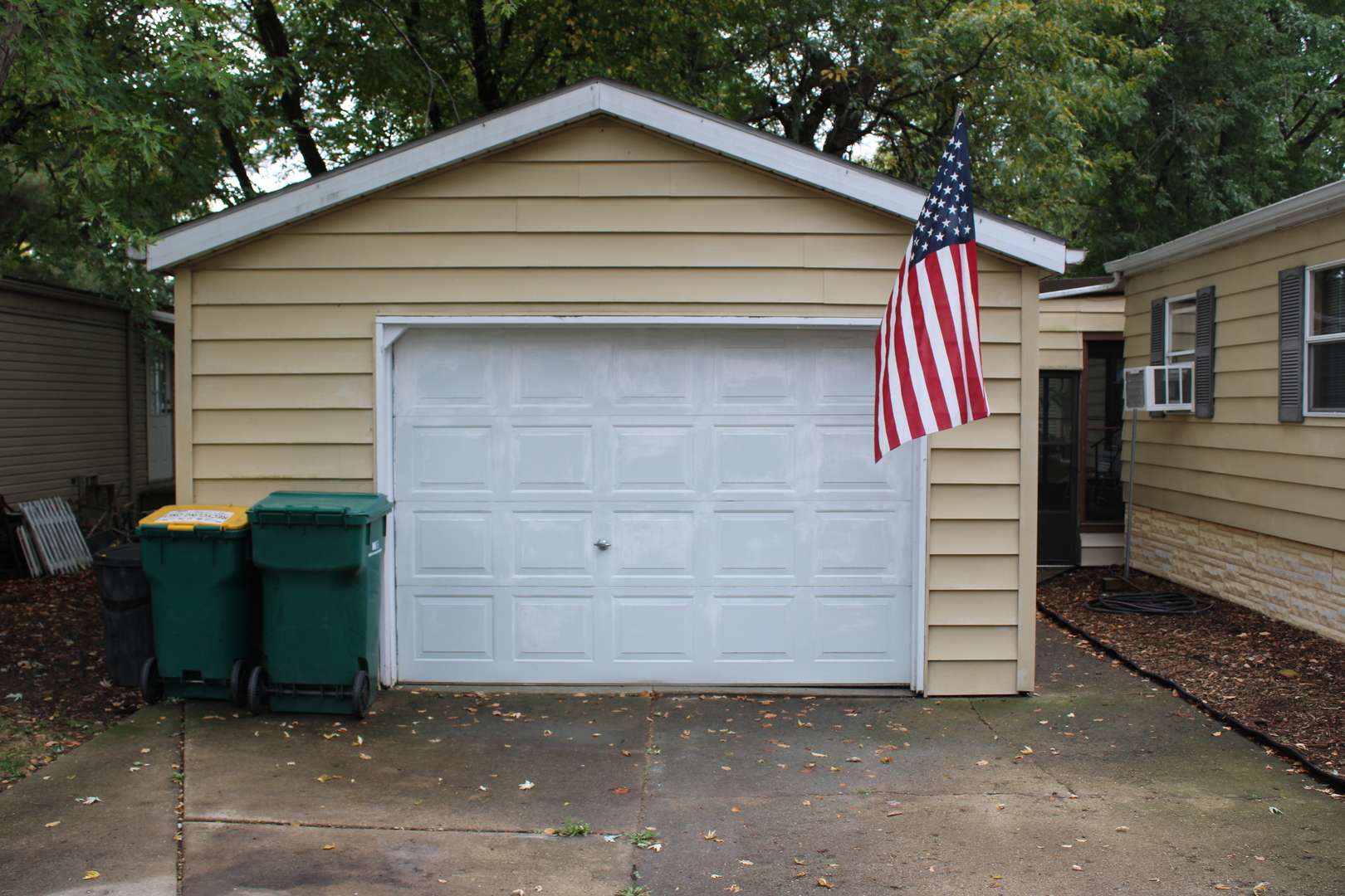 Sandwich, IL 60548,92 Oak AVE