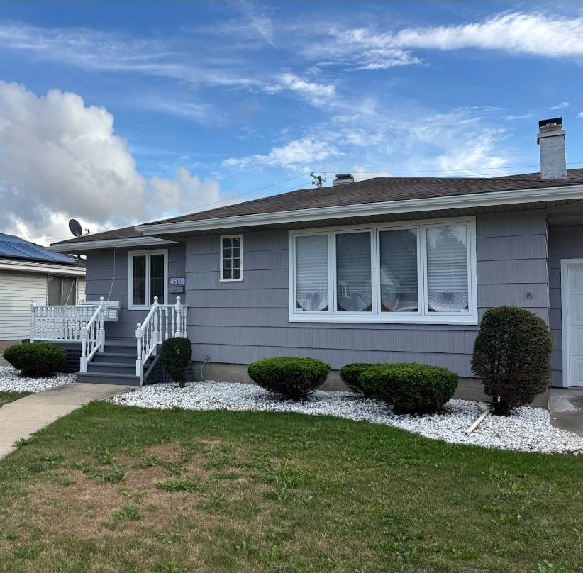 South Holland, IL 60473,519 E 161st ST