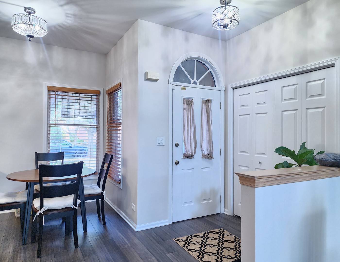 Bloomingdale, IL 60108,244 Garden WAY