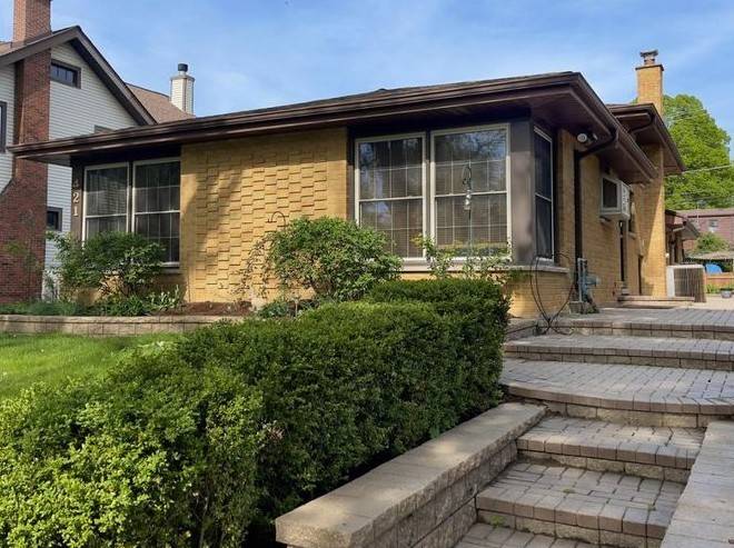 Itasca, IL 60143,421 N Elm ST