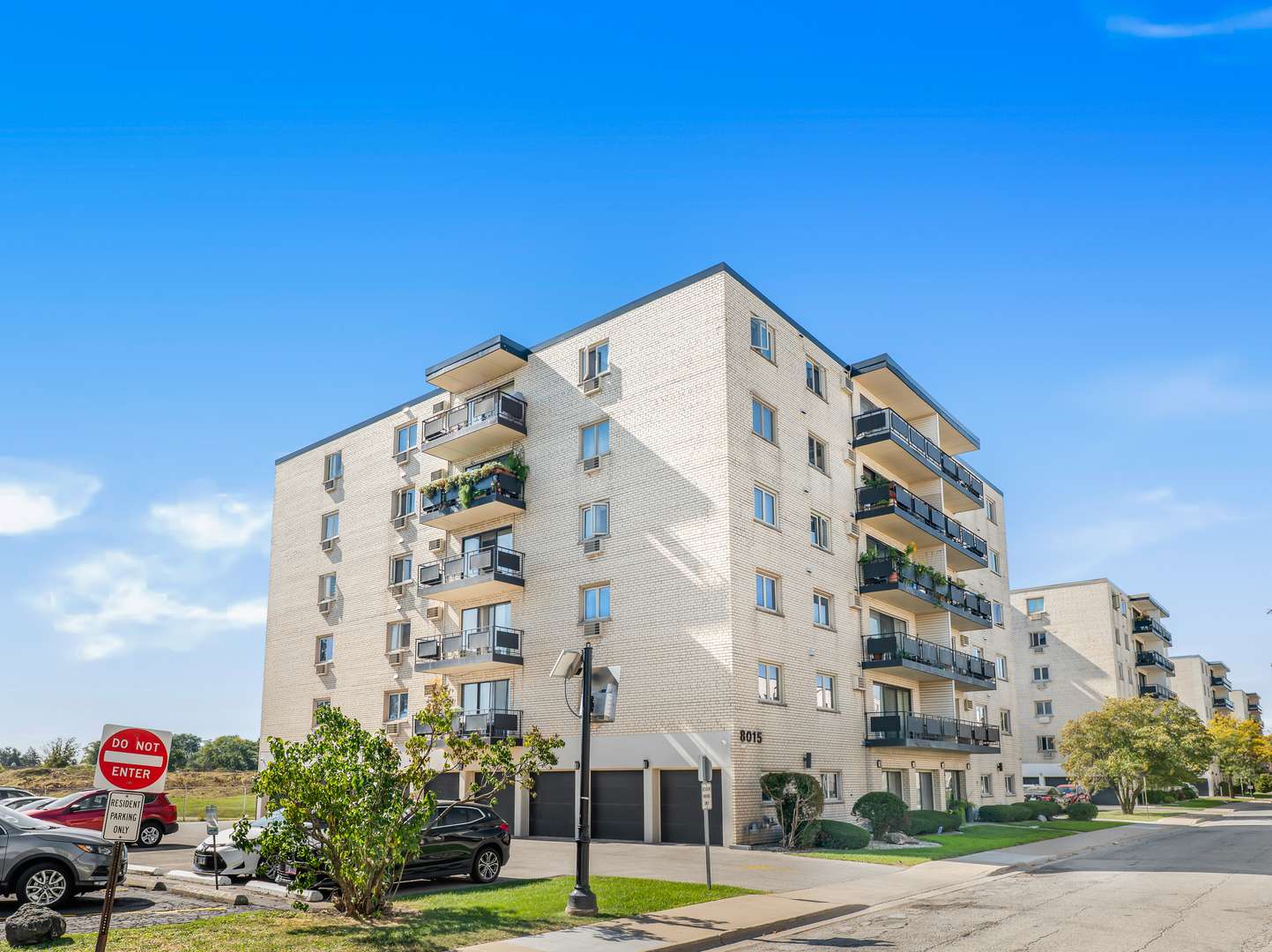 River Grove, IL 60171,8015 W O'connor DR #4B