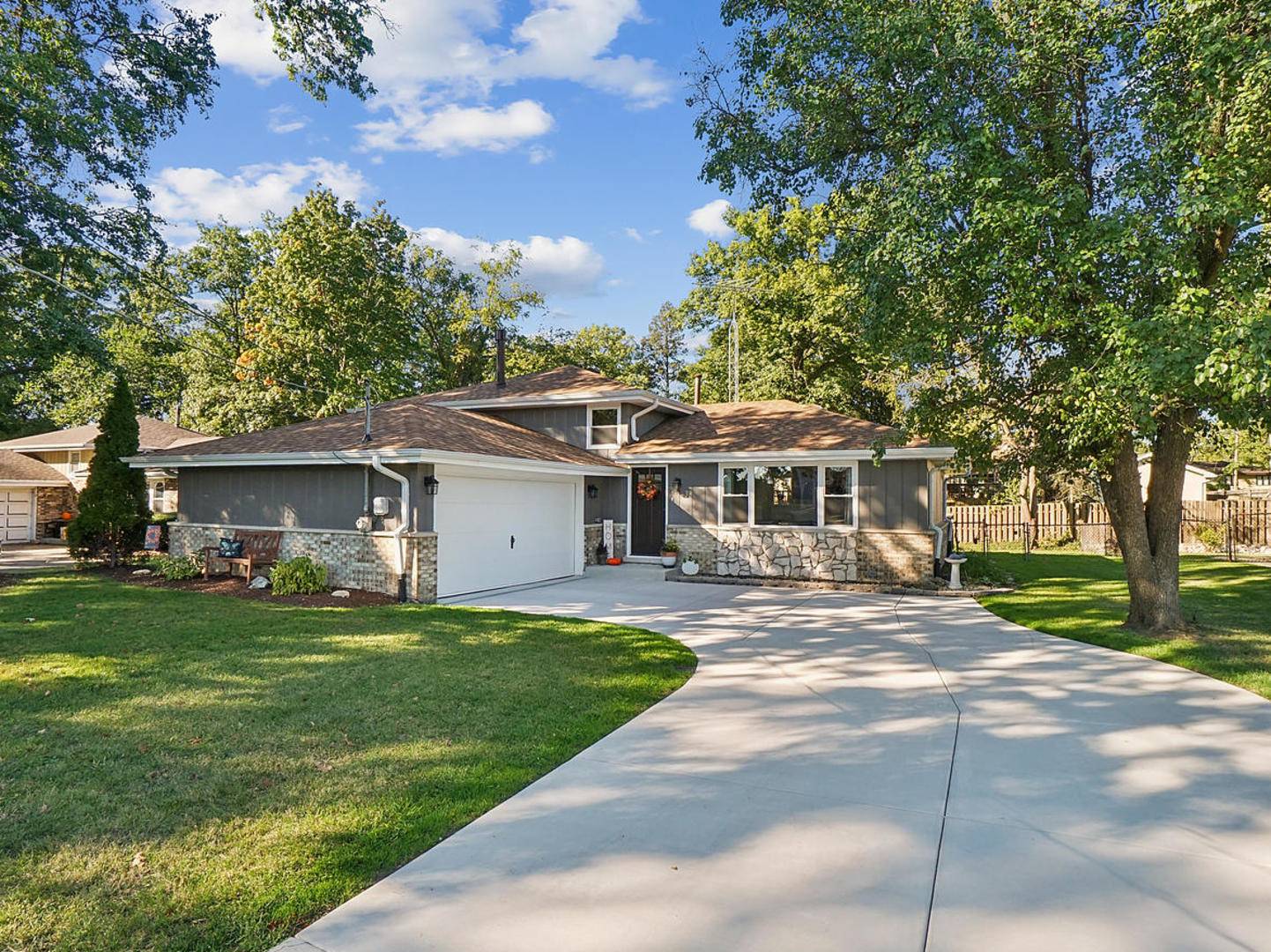 New Lenox, IL 60451,125 Kimber DR