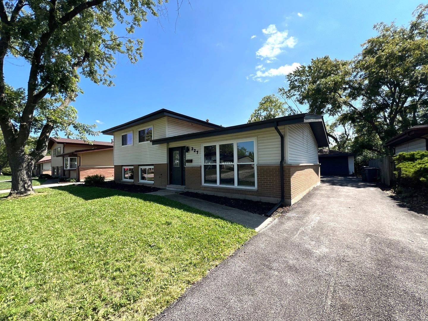 Park Forest, IL 60466,227 Kentucky ST