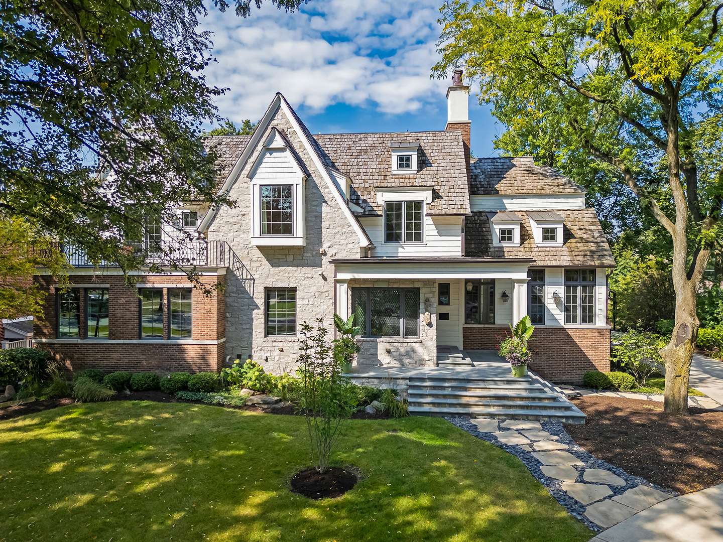 Western Springs, IL 60558,4736 Grand AVE