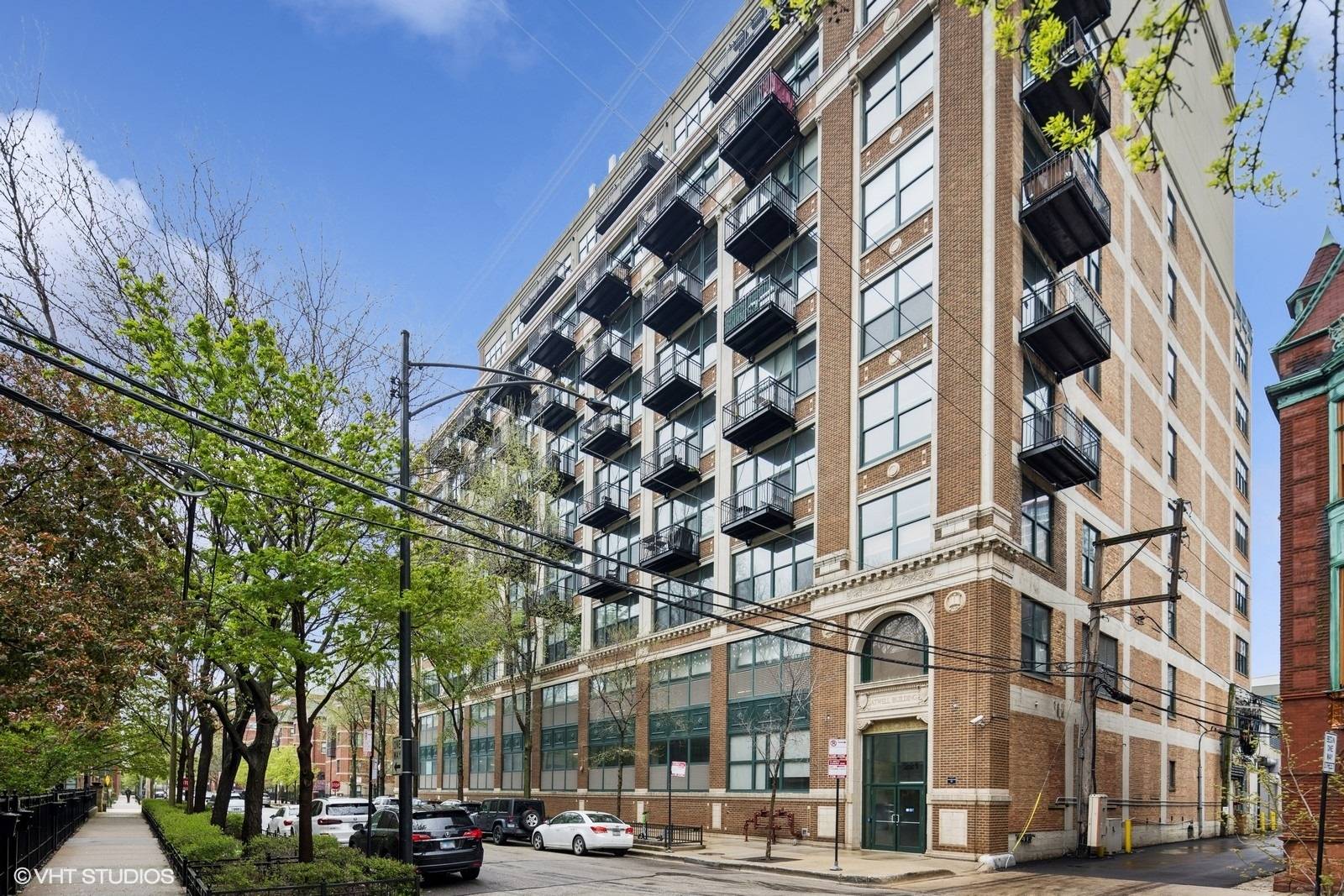 Chicago, IL 60616,221 E Cullerton ST #517