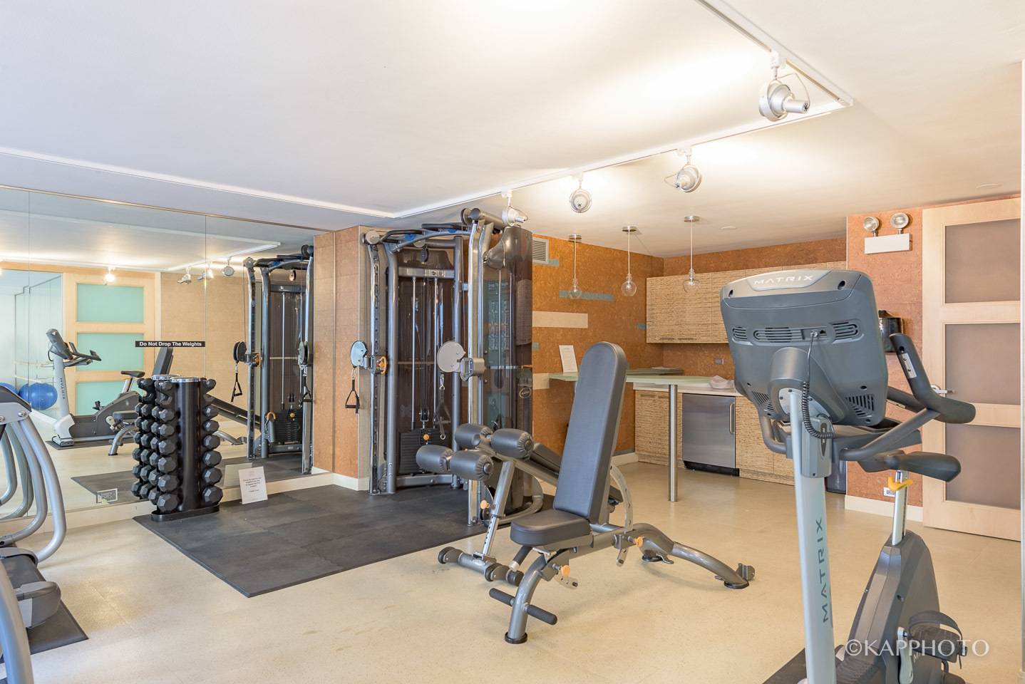 Chicago, IL 60611,777 N Michigan AVE #2405