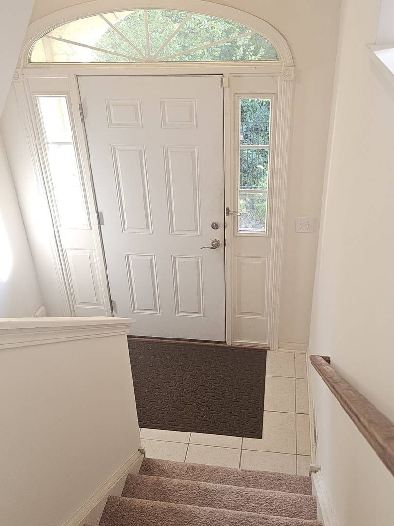 Mount Prospect, IL 60056,112 Enclave DR