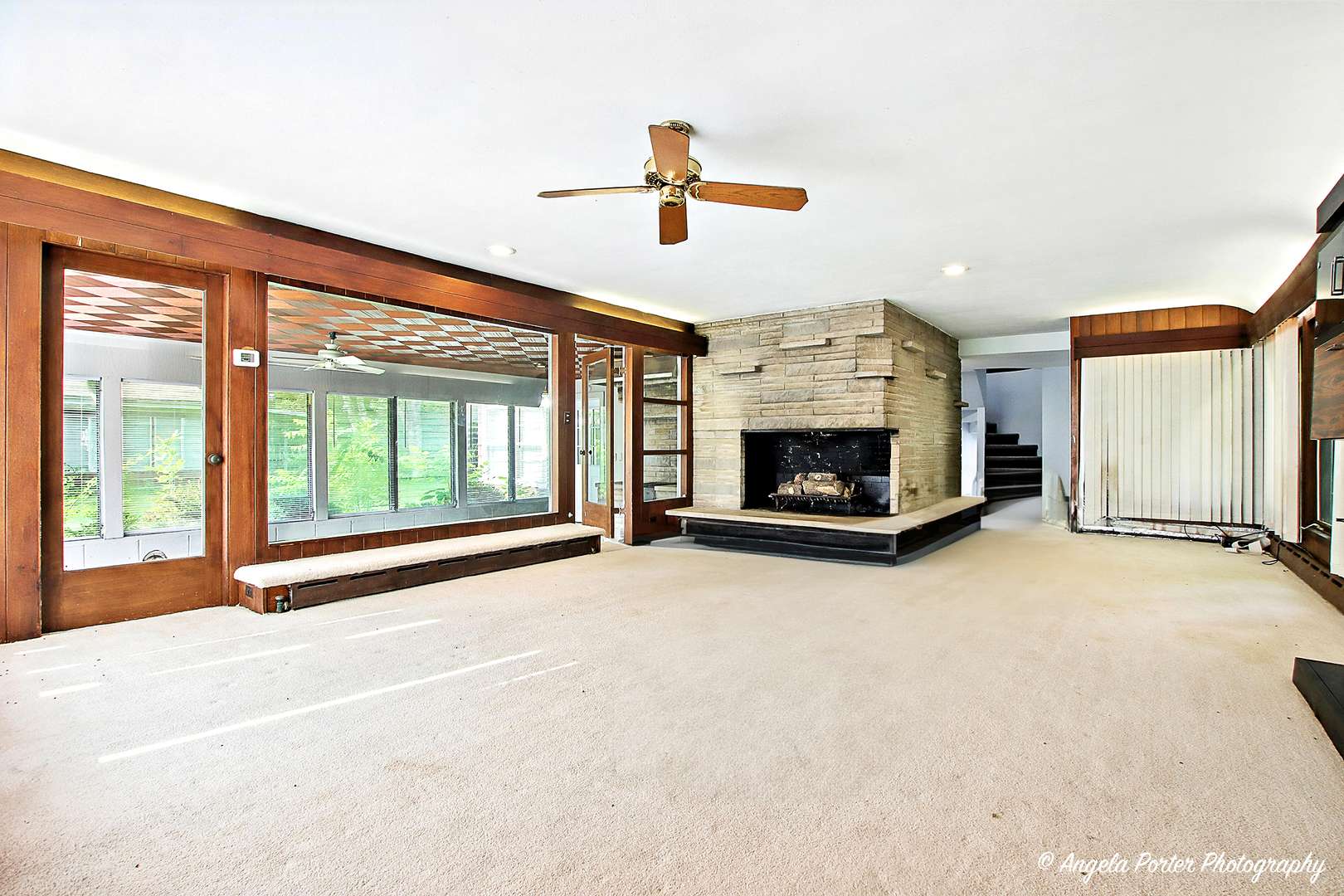 Zion, IL 60099,2100 Edina BLVD