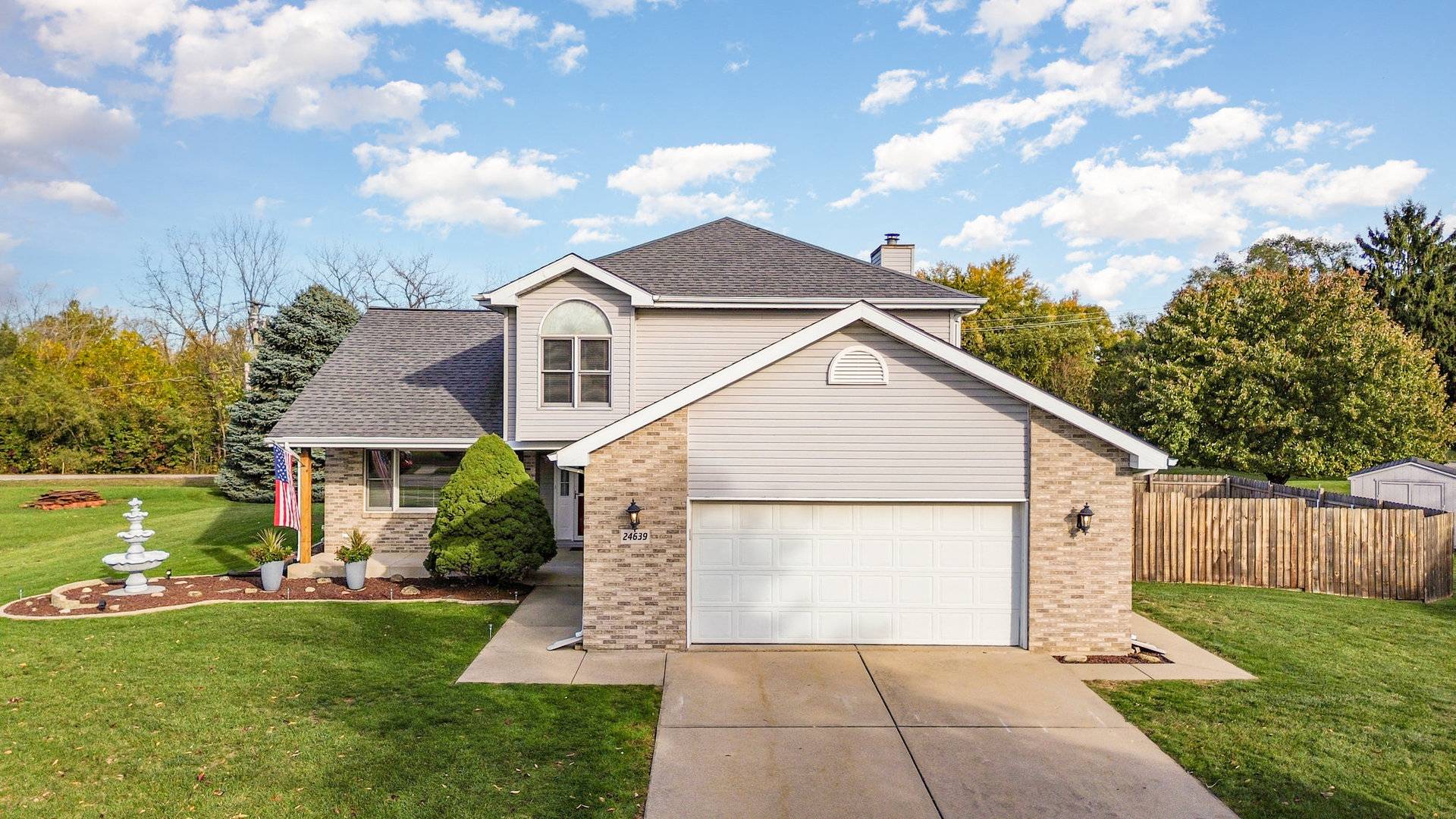 Channahon, IL 60410,24639 S Howard CT