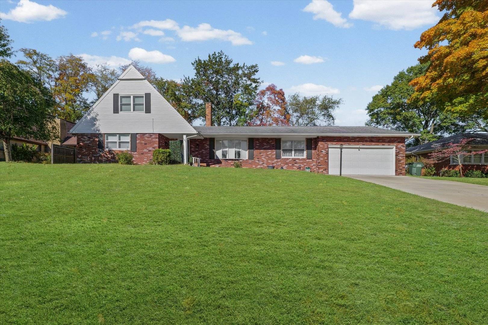 Danville, IL 61832,101 Thornhill DR