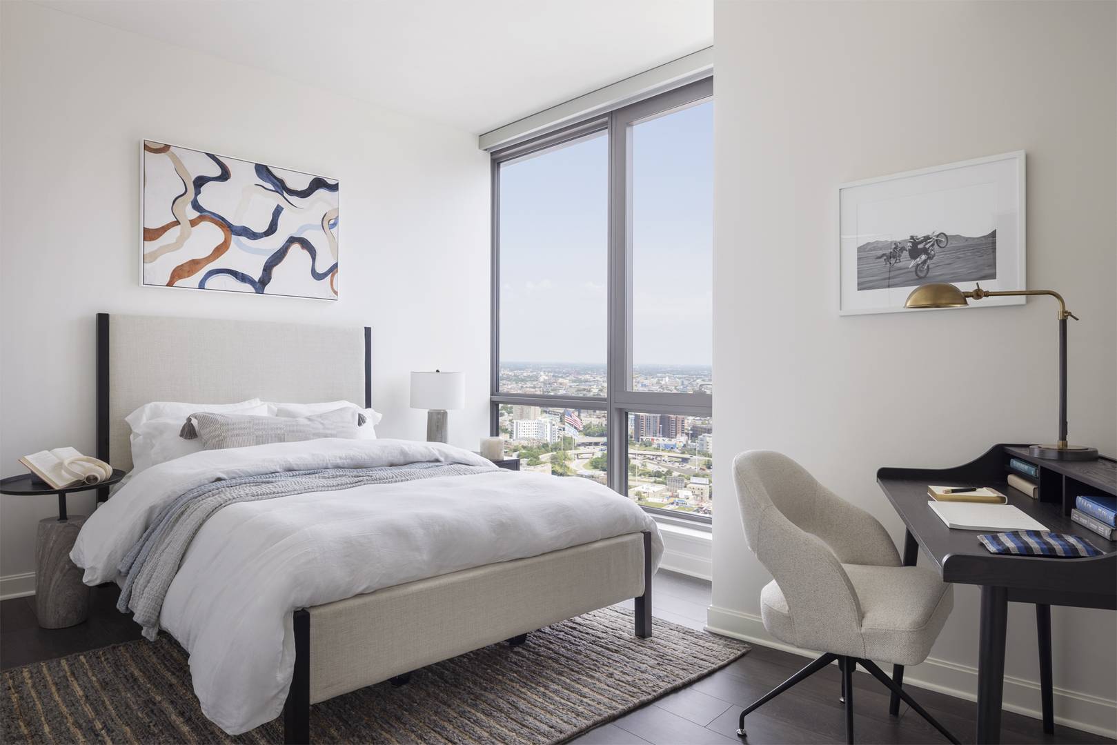 Chicago, IL 60607,164 N Peoria ST #2204