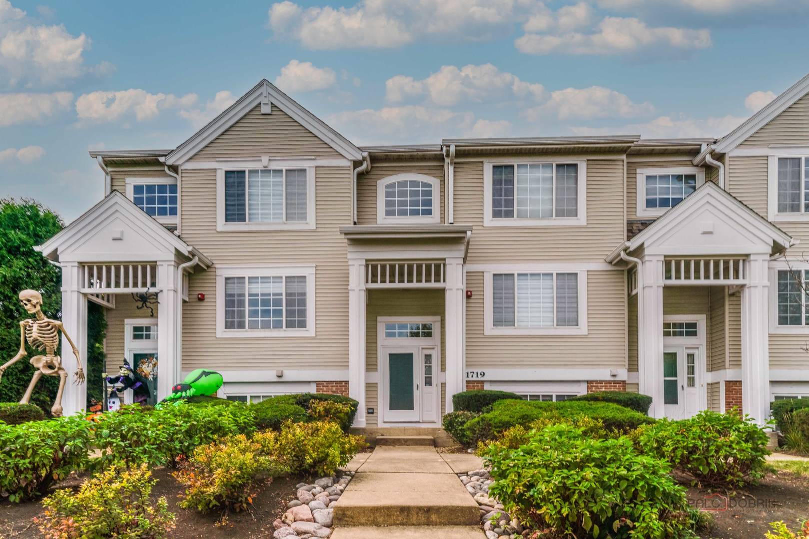 Wheeling, IL 60090,1719 Sienna CT #0