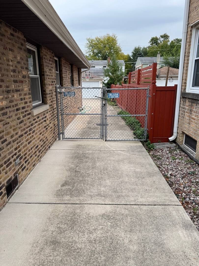 Park Ridge, IL 60068,1315 Elliott ST