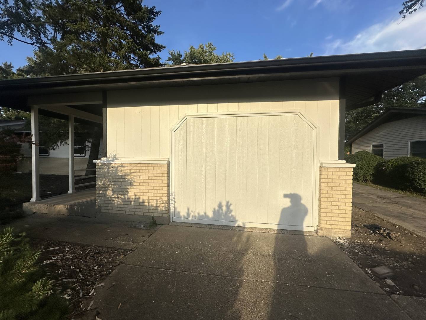 Elk Grove Village, IL 60007,595 W Elk Grove BLVD