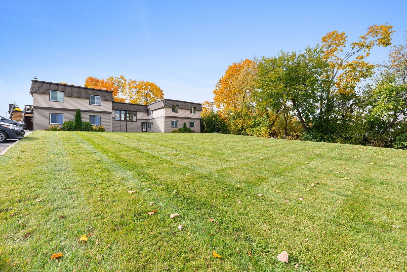 Wauconda, IL 60084,125 E MILL ST #103