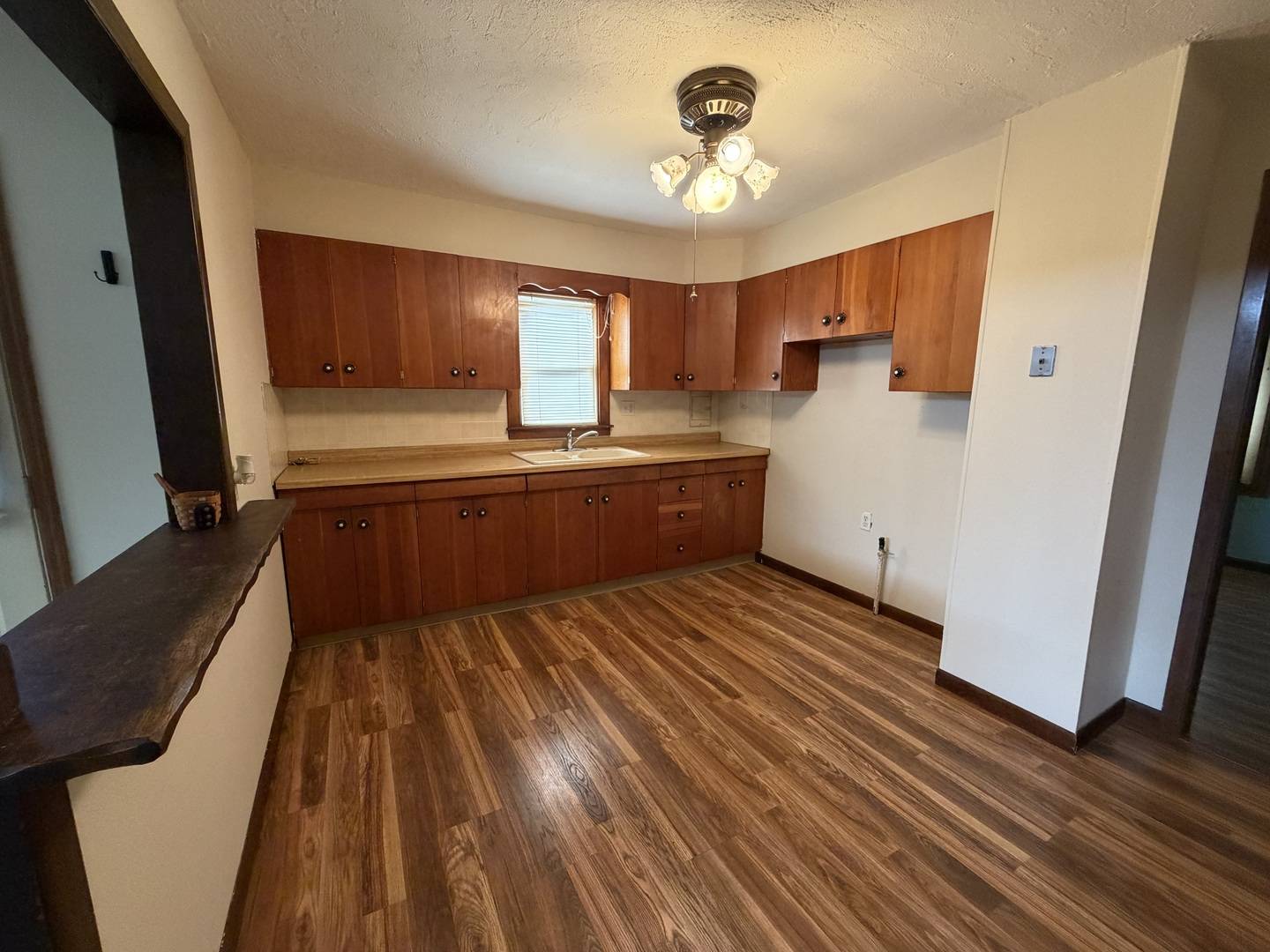 Rock Falls, IL 61071,1009 Ave C