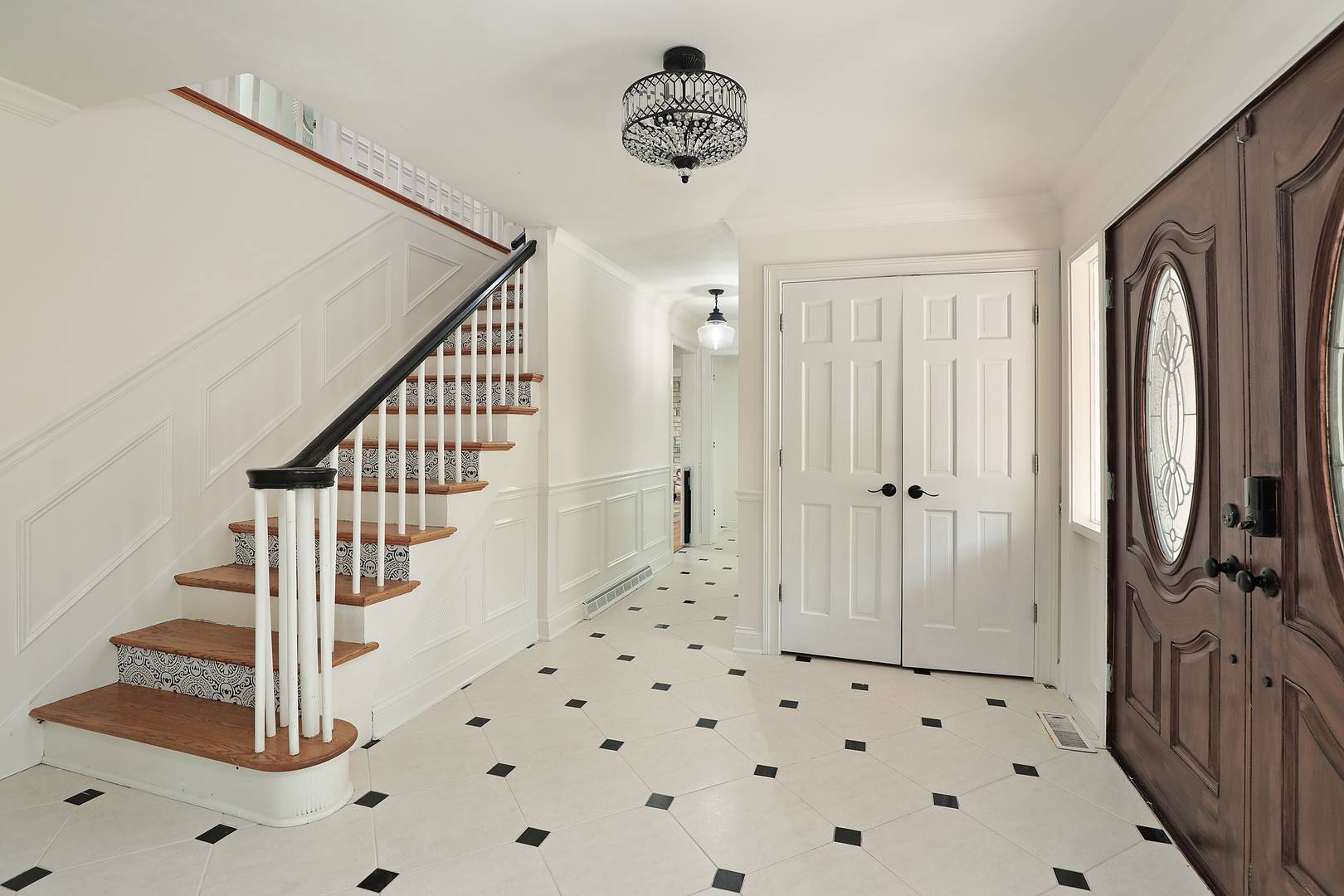 Mettawa, IL 60048,15420 W Little Saint Marys RD