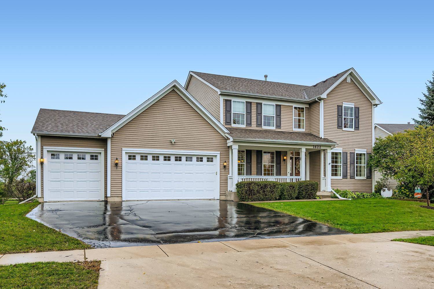 Mchenry, IL 60050,1622 Conway CIR