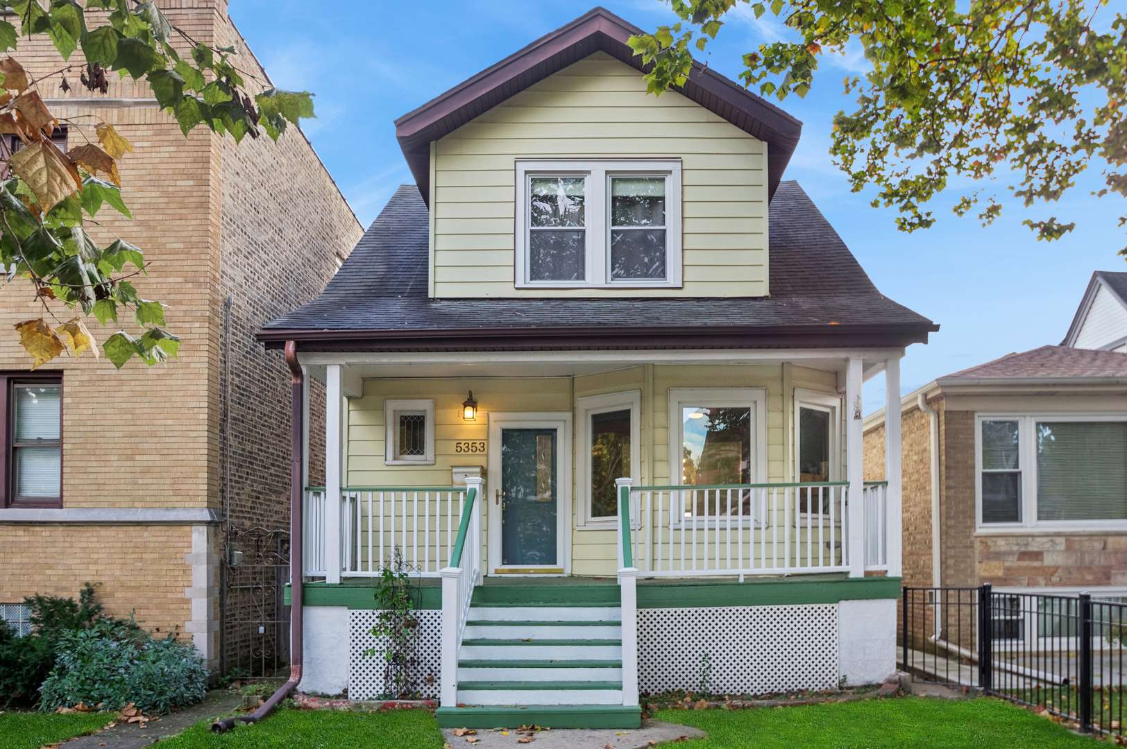 Chicago, IL 60625,5353 N Sawyer AVE