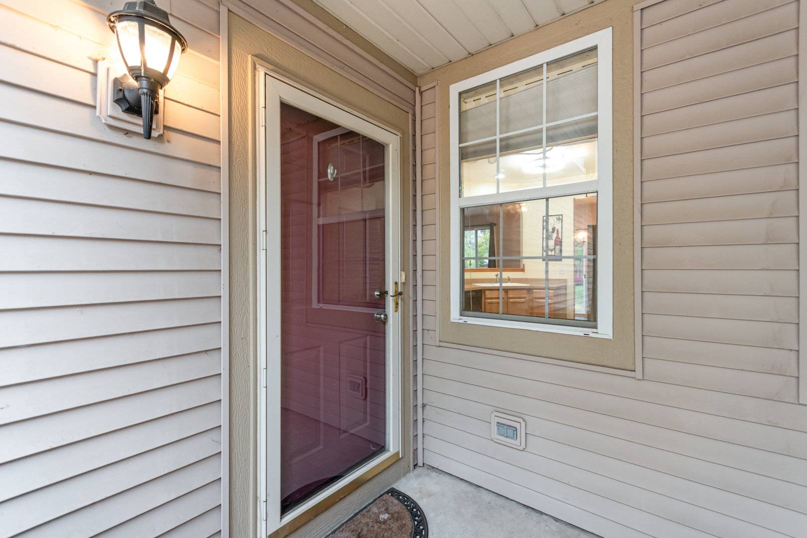 Romeoville, IL 60446,1796 S Wentworth CIR