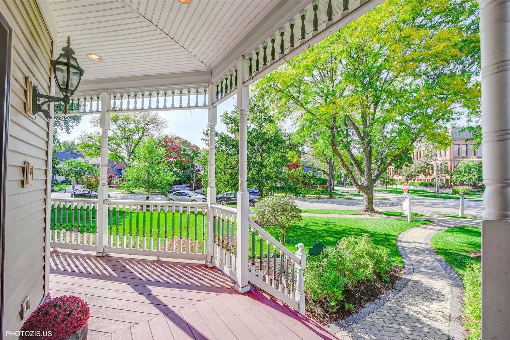 Park Ridge, IL 60068,301 S Prospect AVE