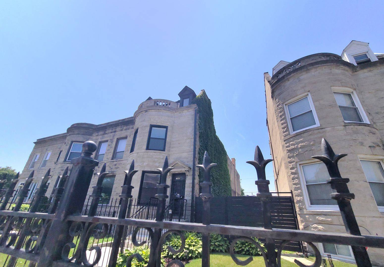 Chicago, IL 60637,6442 S INGLESIDE AVE