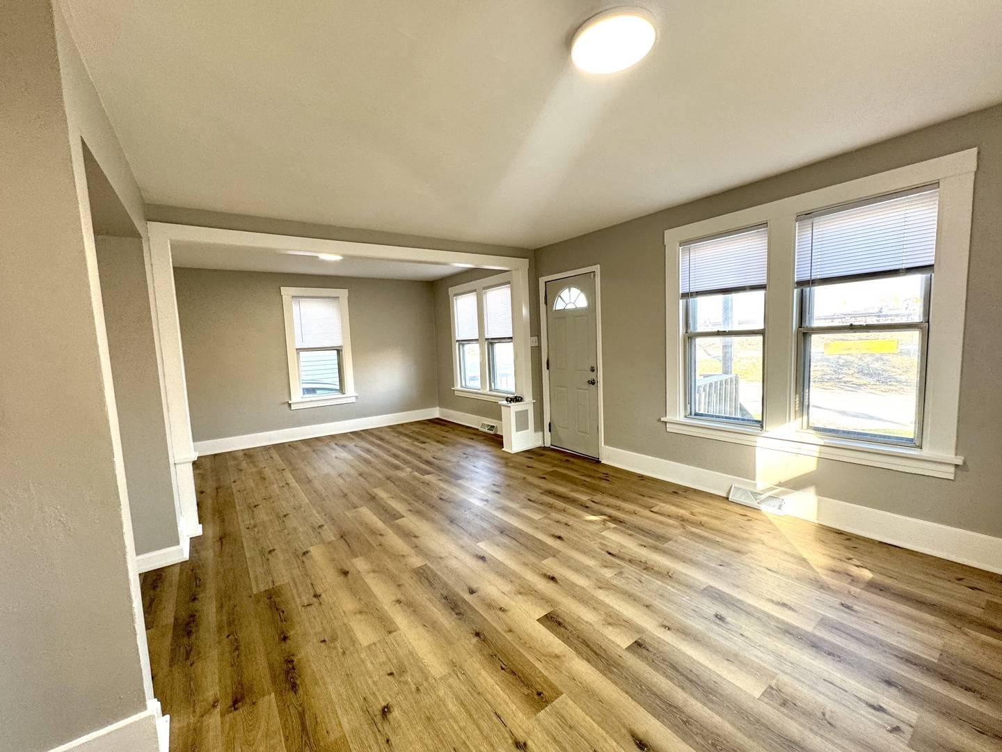 South Holland, IL 60473,15750 Woodlawn West AVE