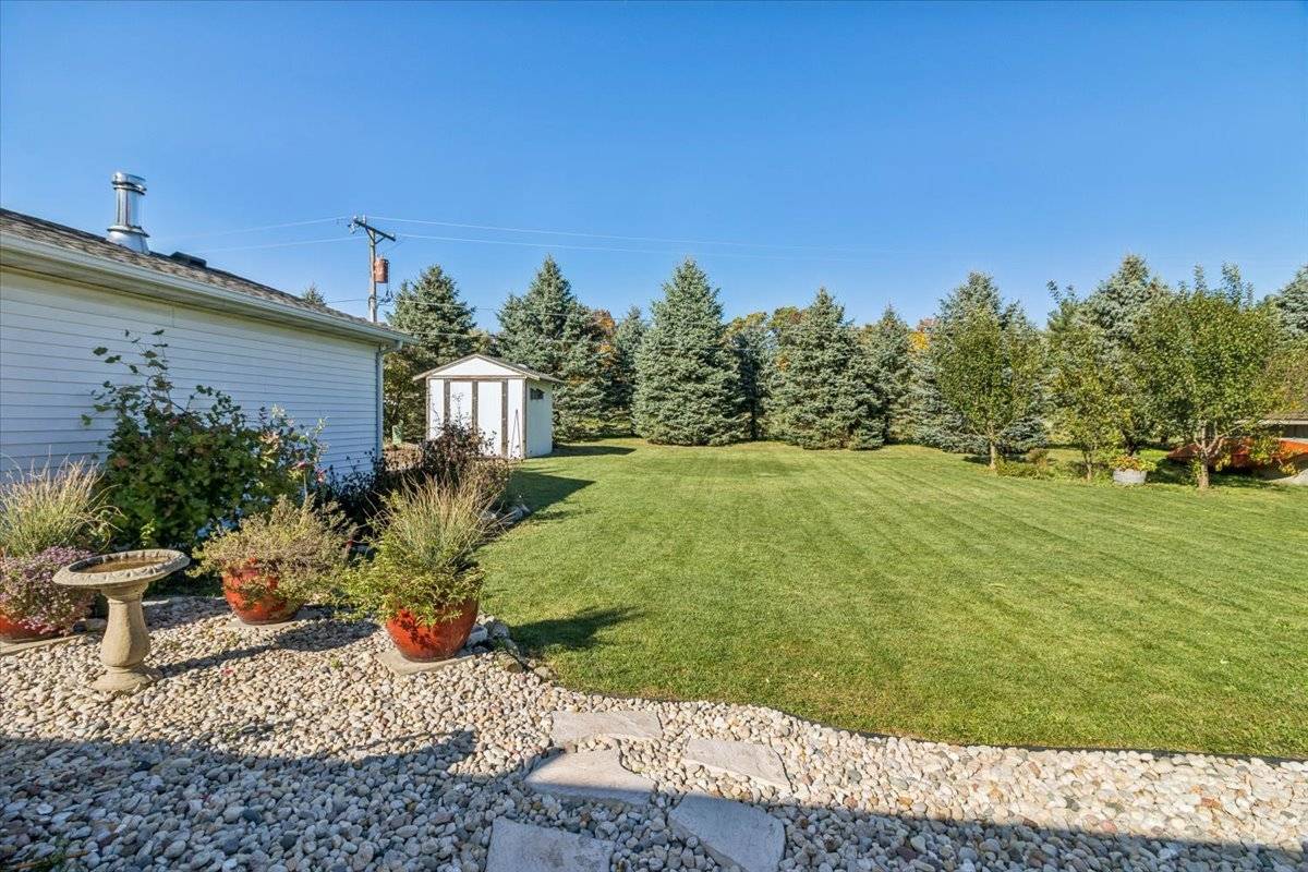 Genoa, IL 60135,12641 Willow LN