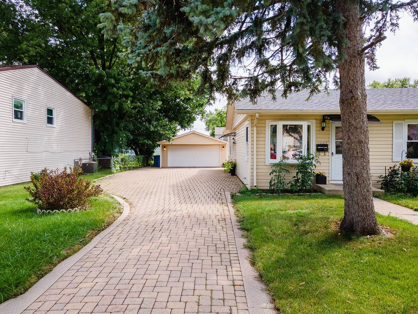Hanover Park, IL 60133,1649 Park AVE