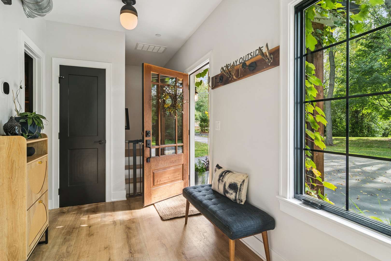 Barrington, IL 60010,21318 N IL ROUTE 59