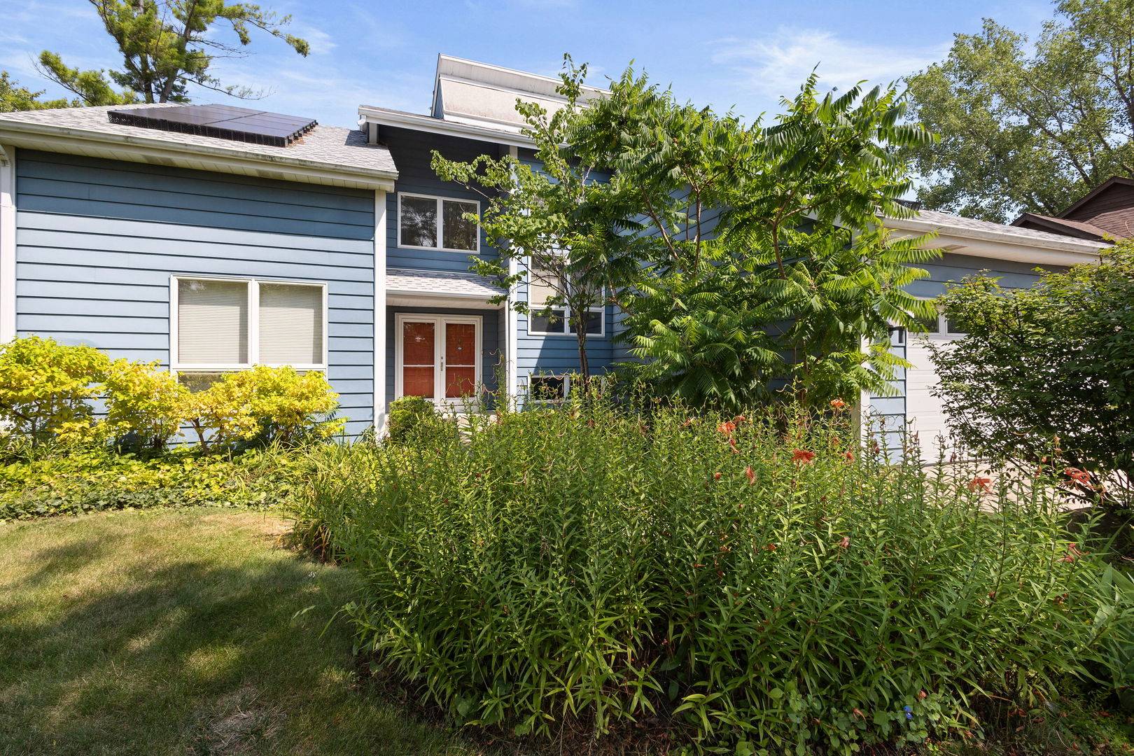 Flossmoor, IL 60422,3007 Monterey DR