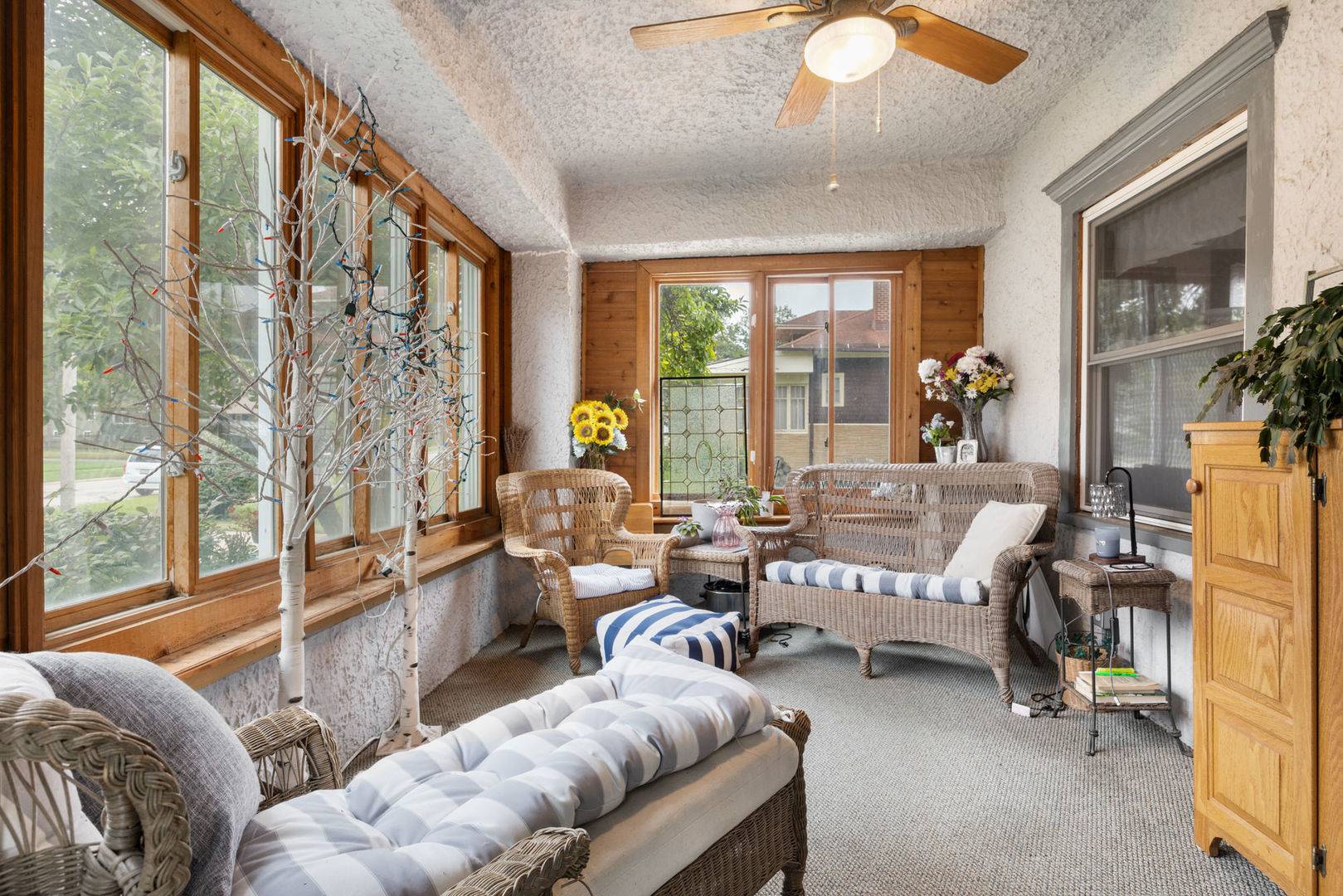 Villa Park, IL 60181,316 E Highland AVE