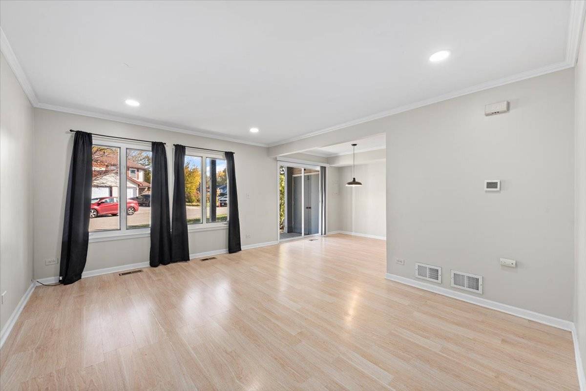 Bolingbrook, IL 60440,20 Elm CT #3