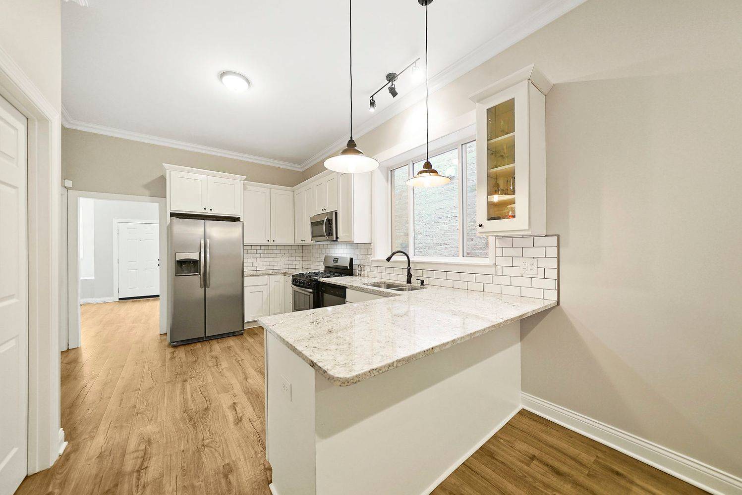 Chicago, IL 60608,1621 W 19th ST