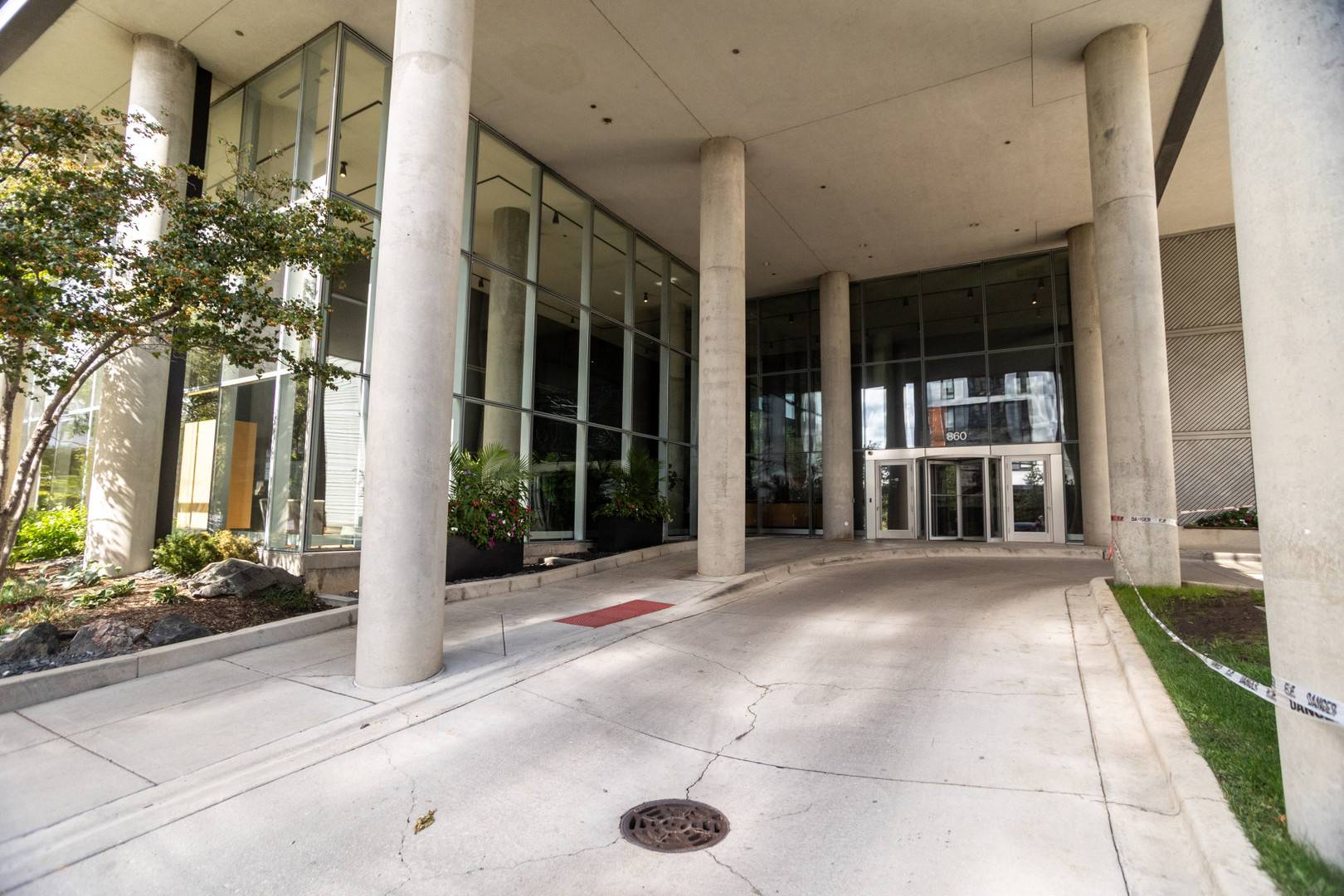 Chicago, IL 60642,860 W BLACKHAWK ST #306