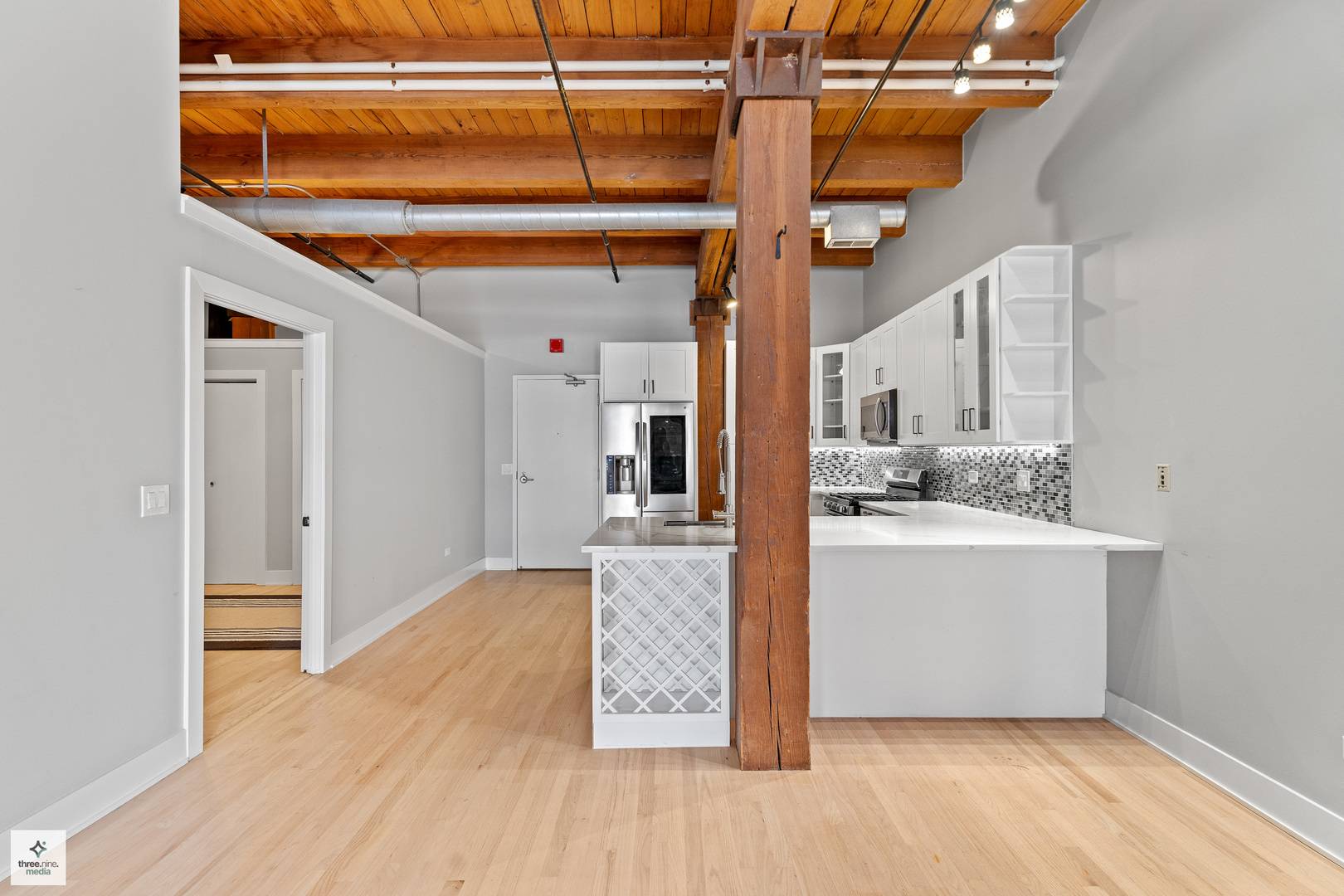 Chicago, IL 60661,701 W Jackson BLVD #302B