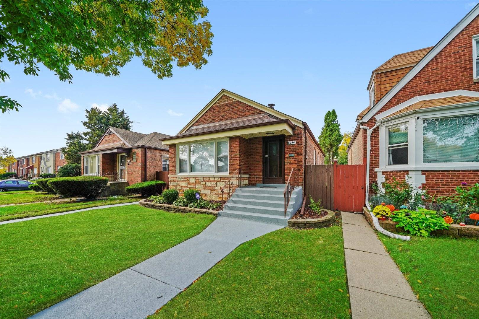 Chicago, IL 60652,8054 S Washtenaw AVE