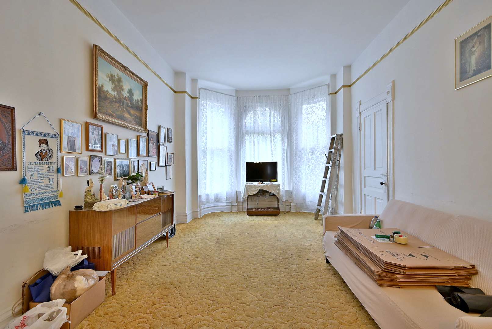 Chicago, IL 60622,2037 W Rice AVE