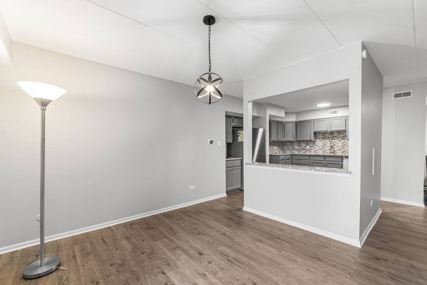 Orland Park, IL 60462,9925 Shady LN #5004